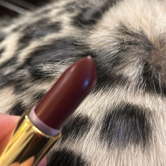 YSL lipstick - Picture 5 of 10